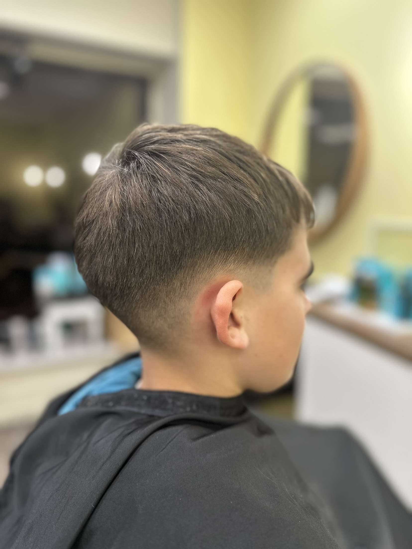 Coiffure enfant - Coupe jeune avec dégradé